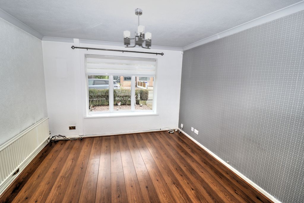 Property photo 3 of 14 Img_7853