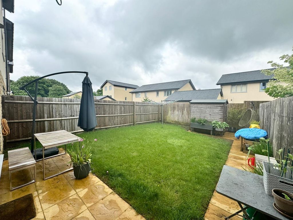 Property photo 2 of 14 Garden