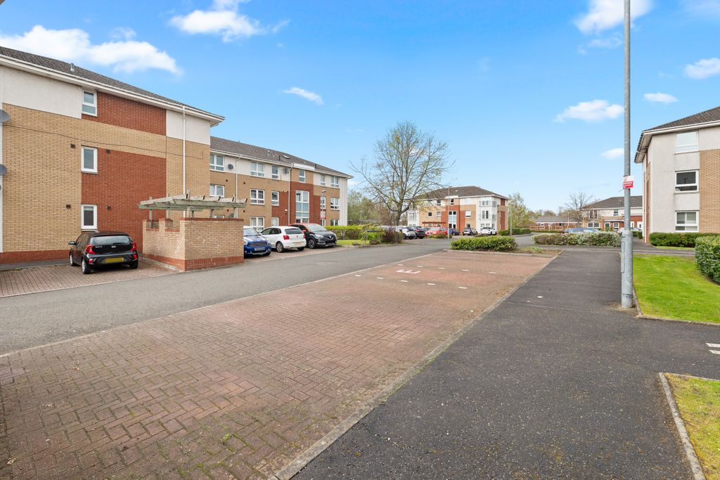 Property photo 2 of 15