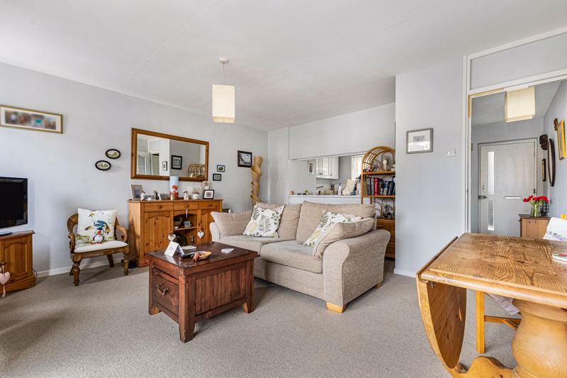 Property photo 2 of 19 Reception