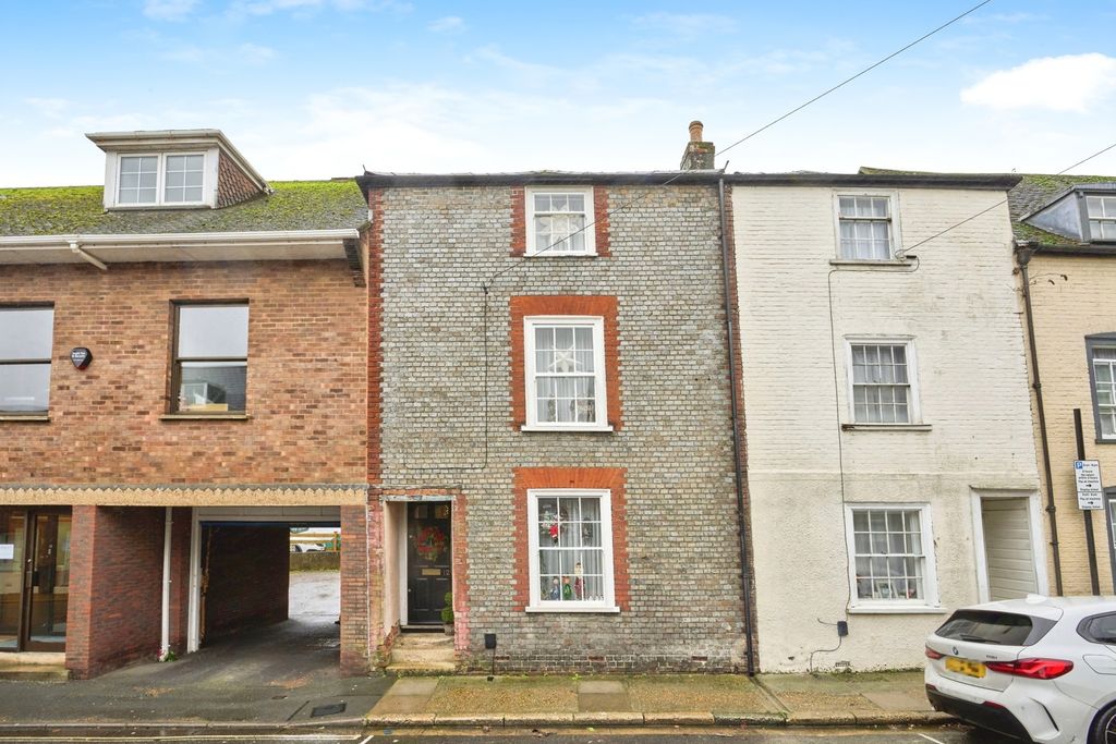 Property photo 2 of 15 Front