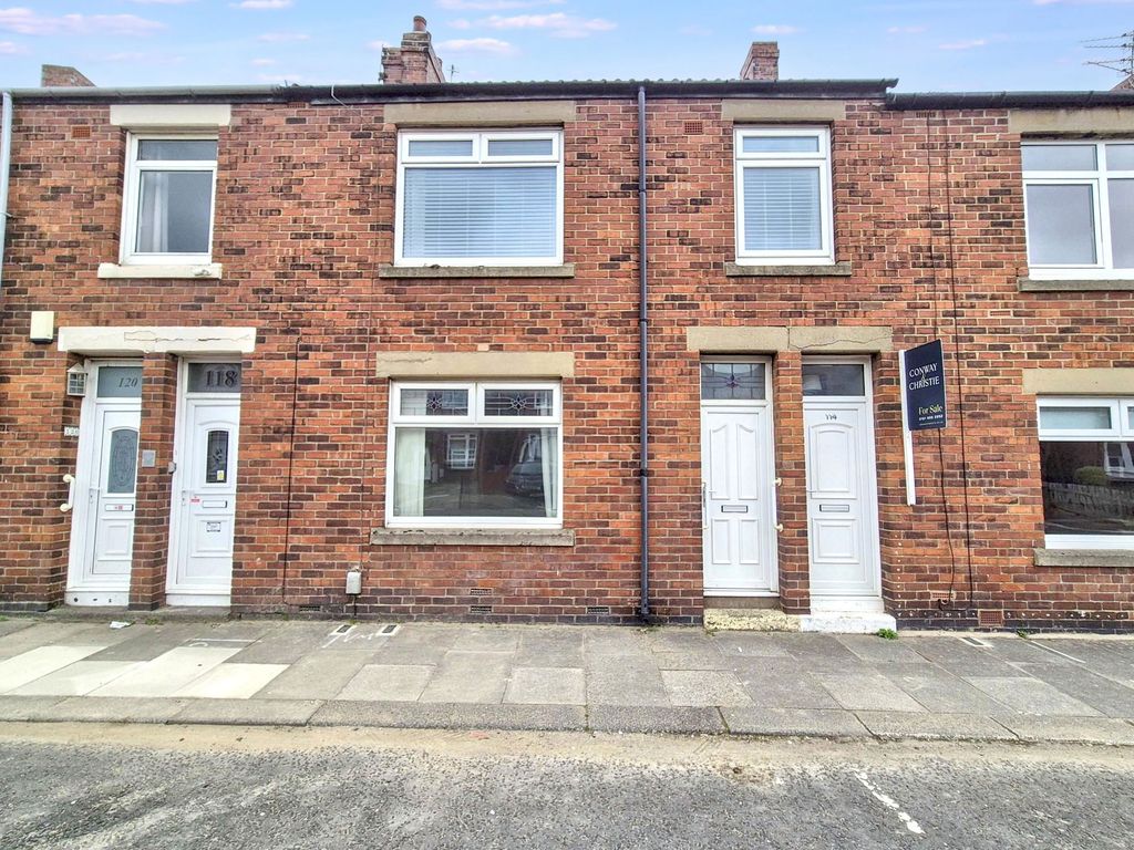 Property photo 1 of 11