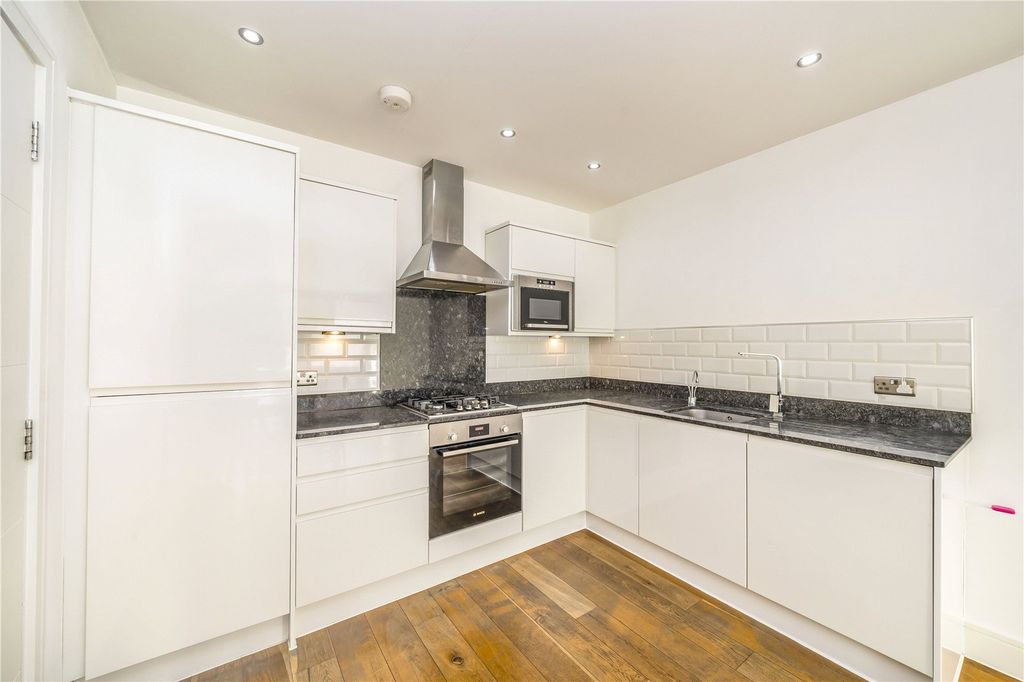 Property photo 2 of 10 Picture No. 06