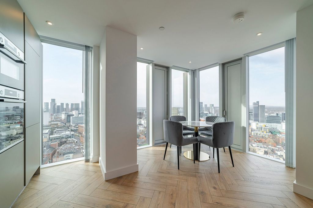 Property photo 3 of 26