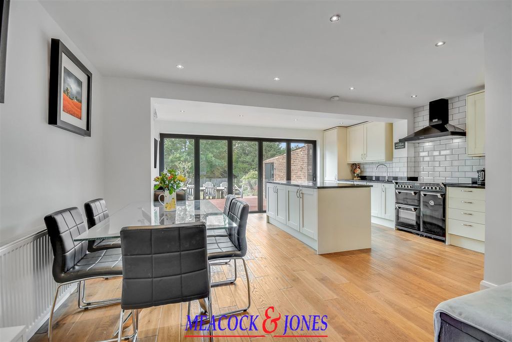 Property photo 2 of 16 Dsc_0937-Dsc_0941.Jpg