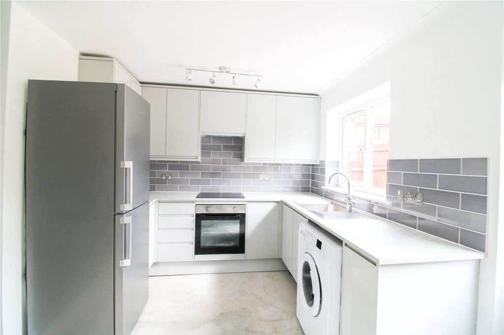 Property photo 3 of 11 Picture No. 06