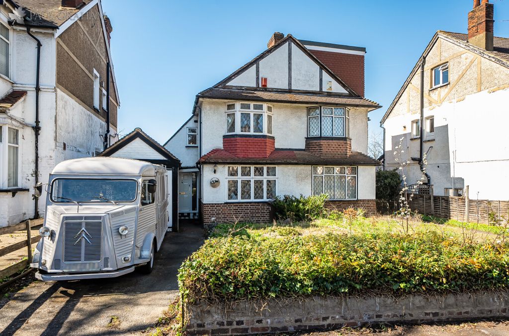 Property photo 1 of 19