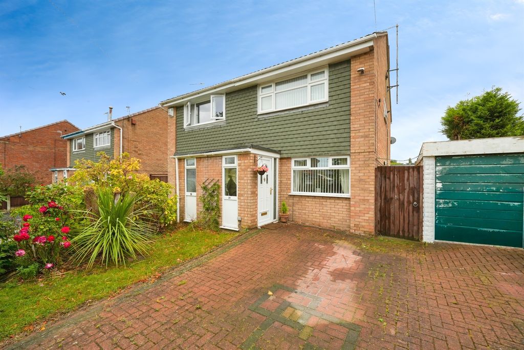 Property photo 1 of 16