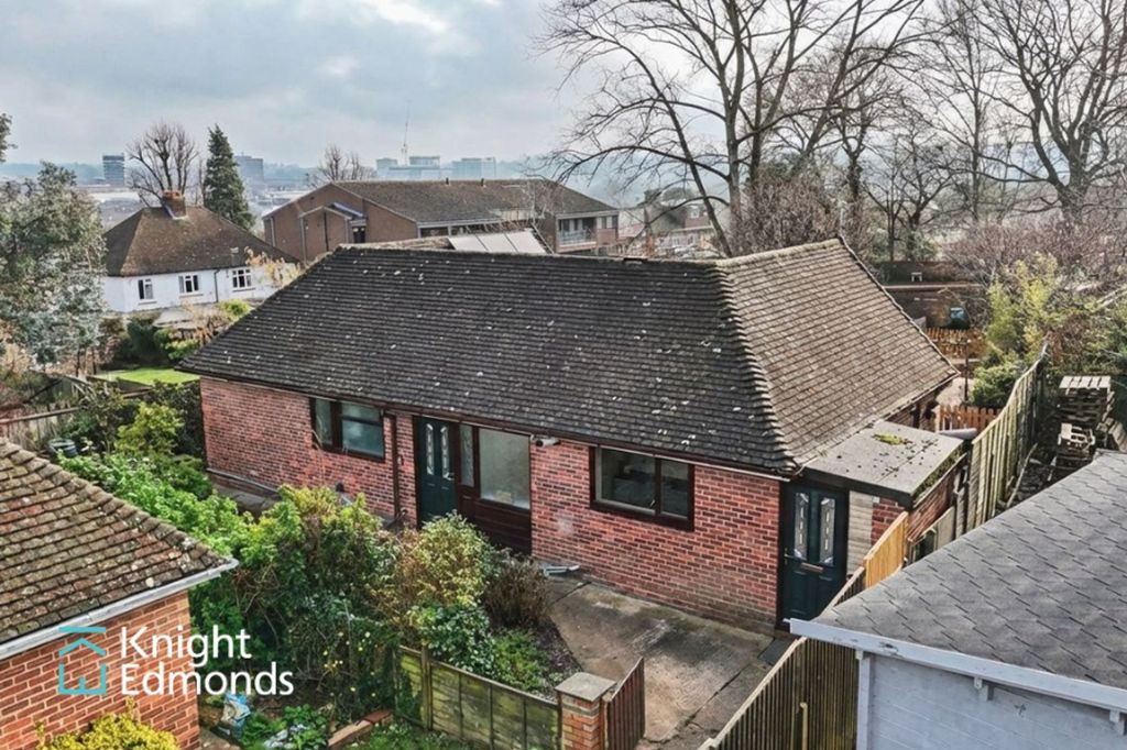 Property photo 1 of 21