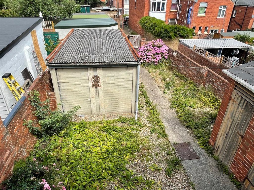 Property photo 2 of 23 Rear Garden