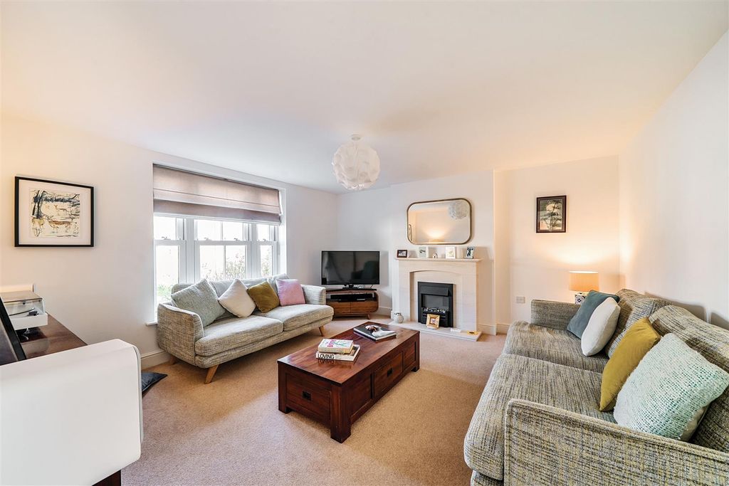 Property photo 2 of 22 1273573 (2).Jpg