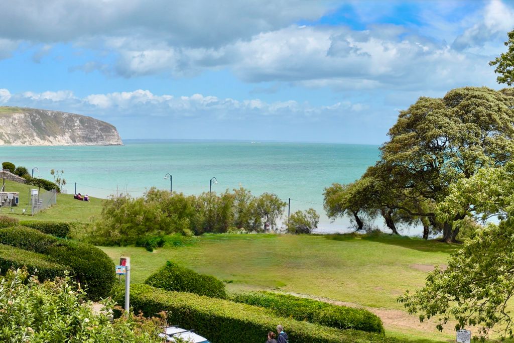 Property photo 2 of 15 Sea View
