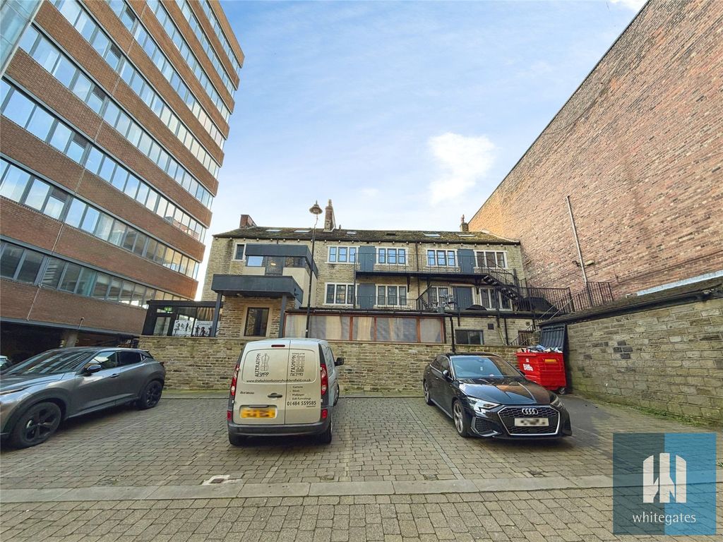 Property photo 1 of 4 Picture No. 12