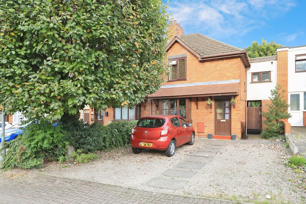 Property photo 1 of 17 Photography