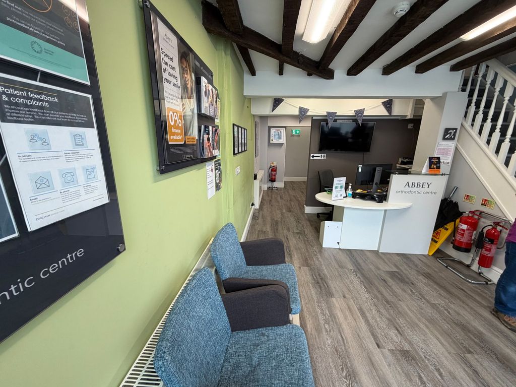 Property photo 3 of 10 Picture No. 02