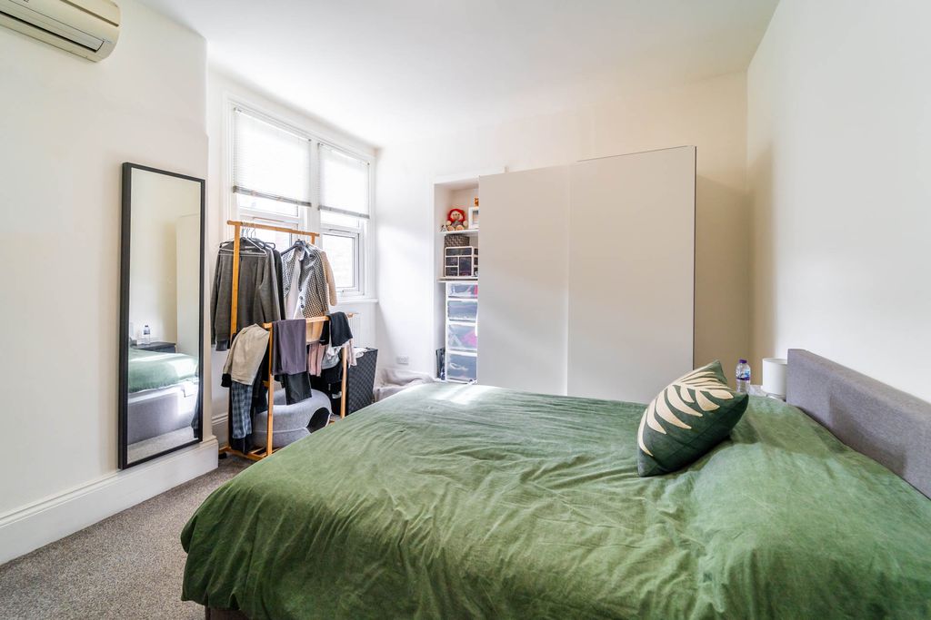 Property photo 3 of 9 Ndb06296