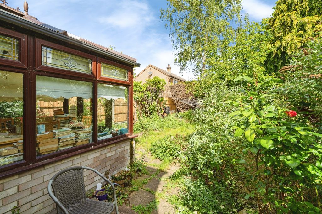 Property photo 3 of 13