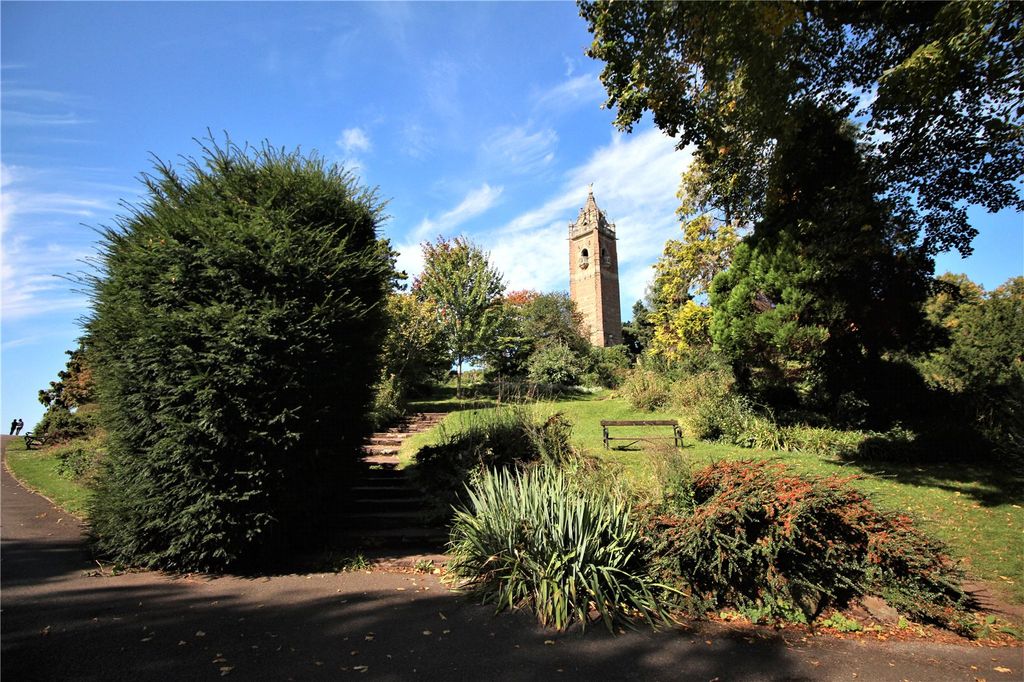 Property photo 3 of 23 Picture No. 09