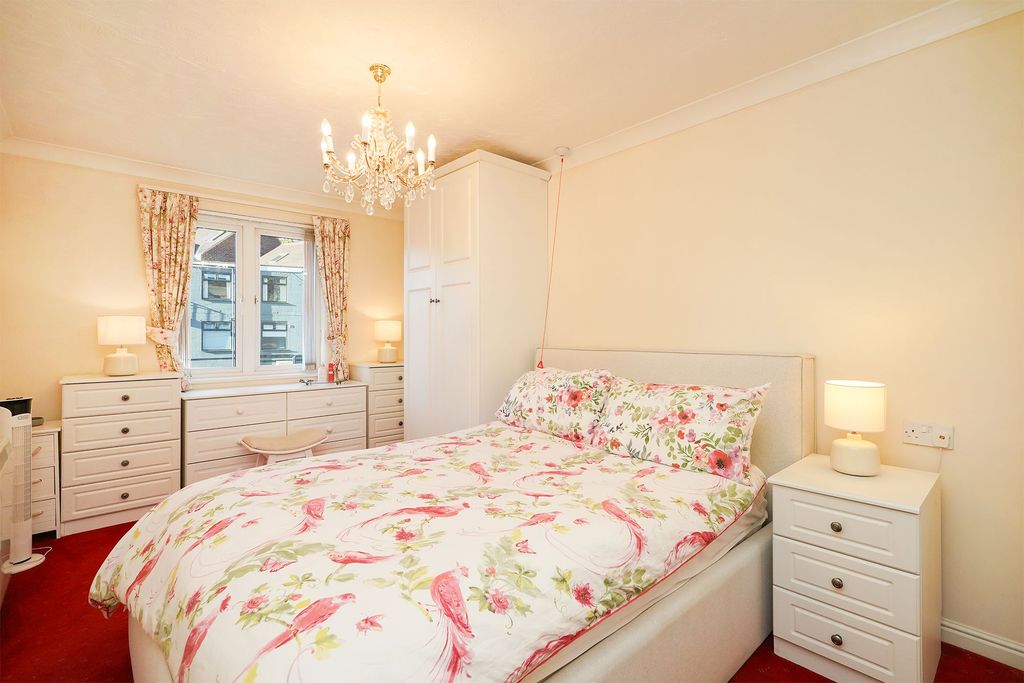 Property photo 3 of 9