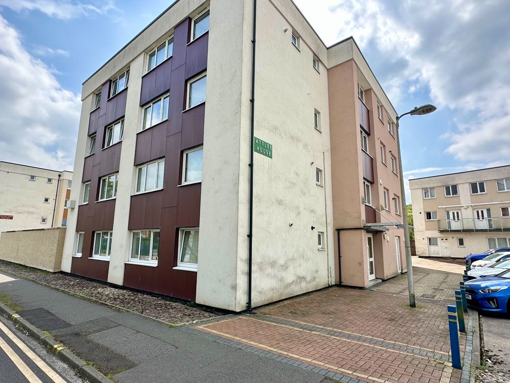 Property photo 1 of 10