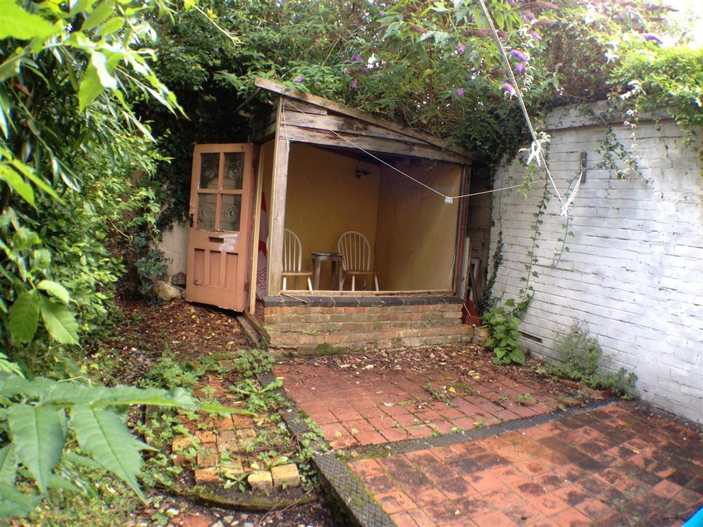 Property photo 3 of 7