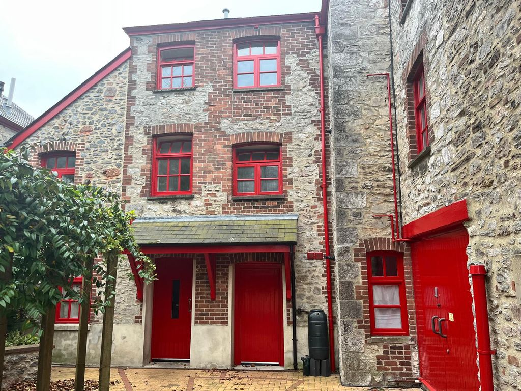 Property photo 1 of 19 Img-20251009-Wa0009