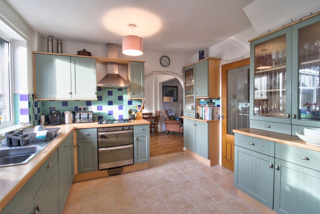 Property photo 3 of 47 Img_7678_79_80