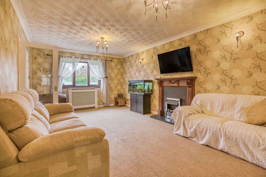 Property photo 3 of 20 Pbox-Img.Jpg