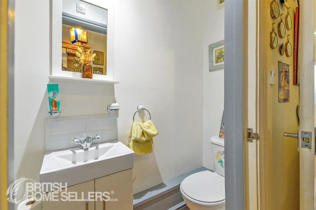 Additional image 17 of 4 bed terraced house for salePorthmadog, Gwynedd LL49