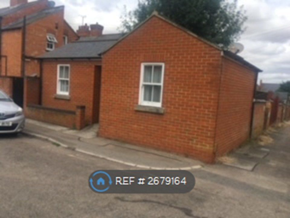 Property photo 2 of 9