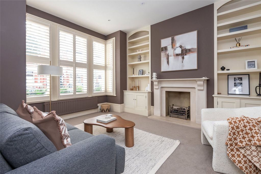 Property photo 2 of 16 Reception Room