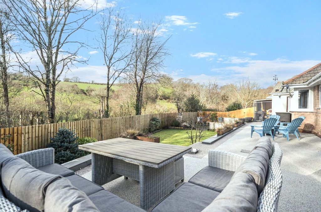 Property photo 3 of 18 3 - View