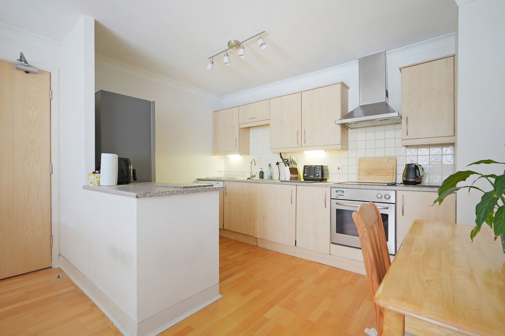 Property photo 2 of 12 Kitchen