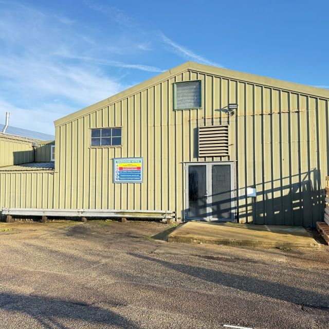 Property photo 1 of 7 Photo 3