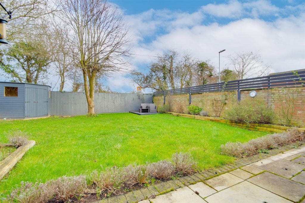 Property photo 2 of 12 Img_2955-Img_2957.Jpg