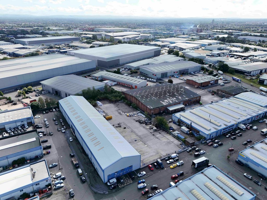 Property photo 2 of 5 Longwood Listing Photo 2.Jpg