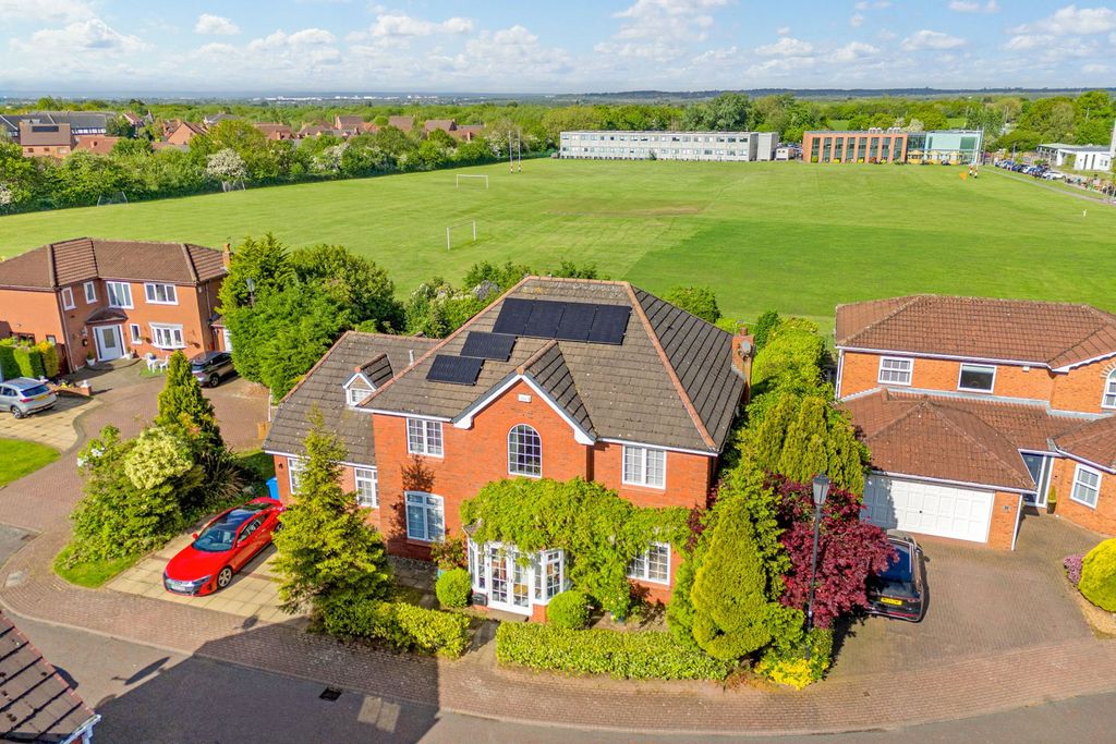 Property photo 1 of 88