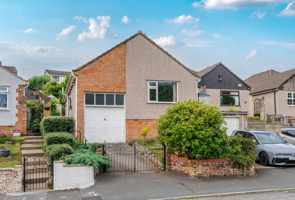 Property photo 1 of 23 1313093-4-6864Fb0...