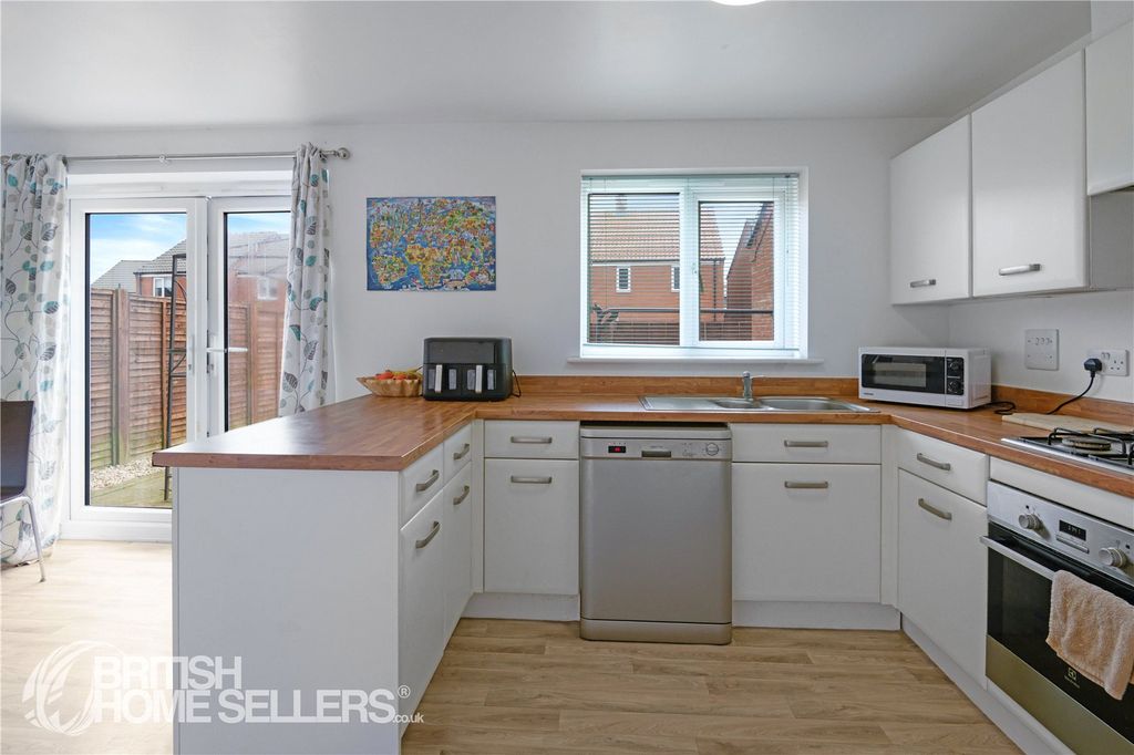 Property photo 3 of 15 Picture No. 09