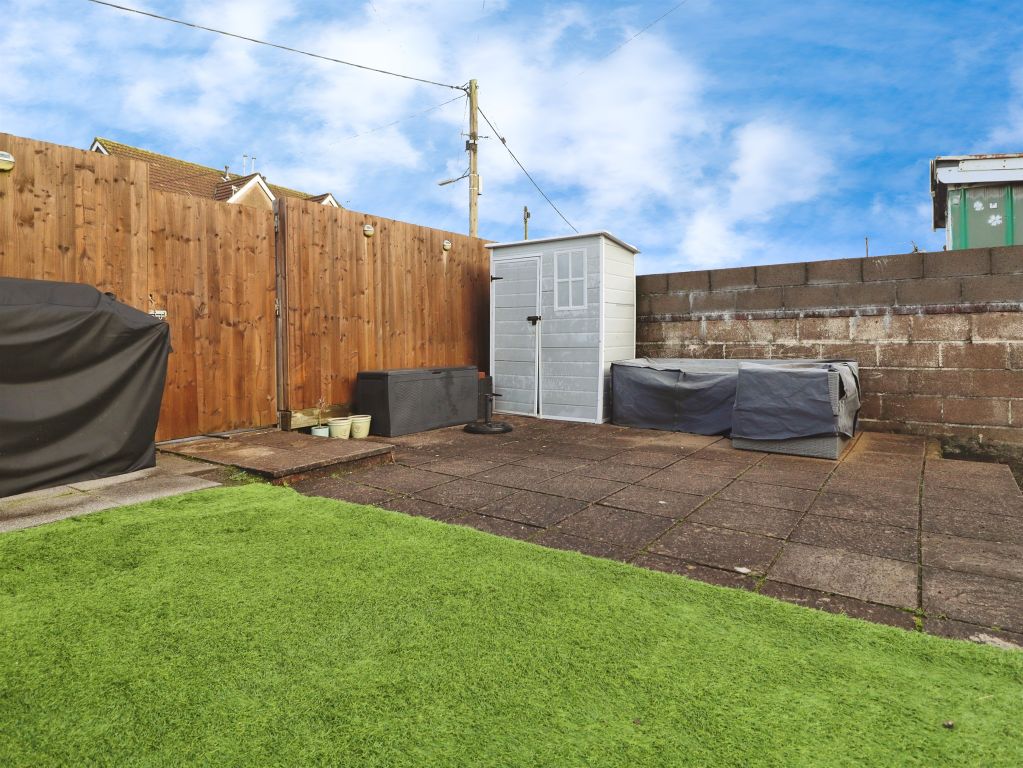 Property photo 3 of 19