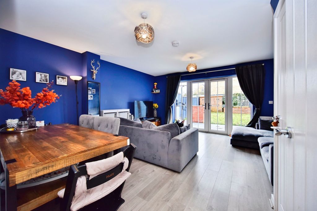 Property photo 2 of 20 Fbb_5232Edit