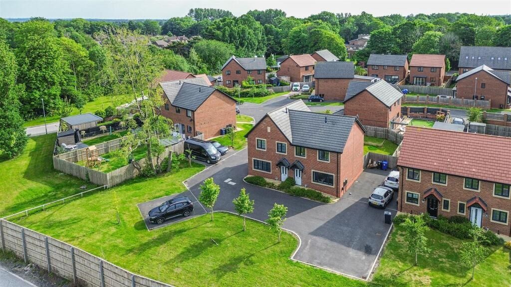 Property photo 1 of 43 4311130