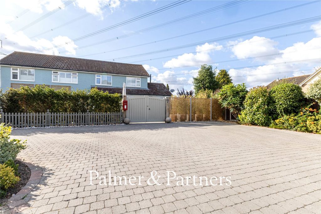 Property photo 1 of 52 Picture No. 07