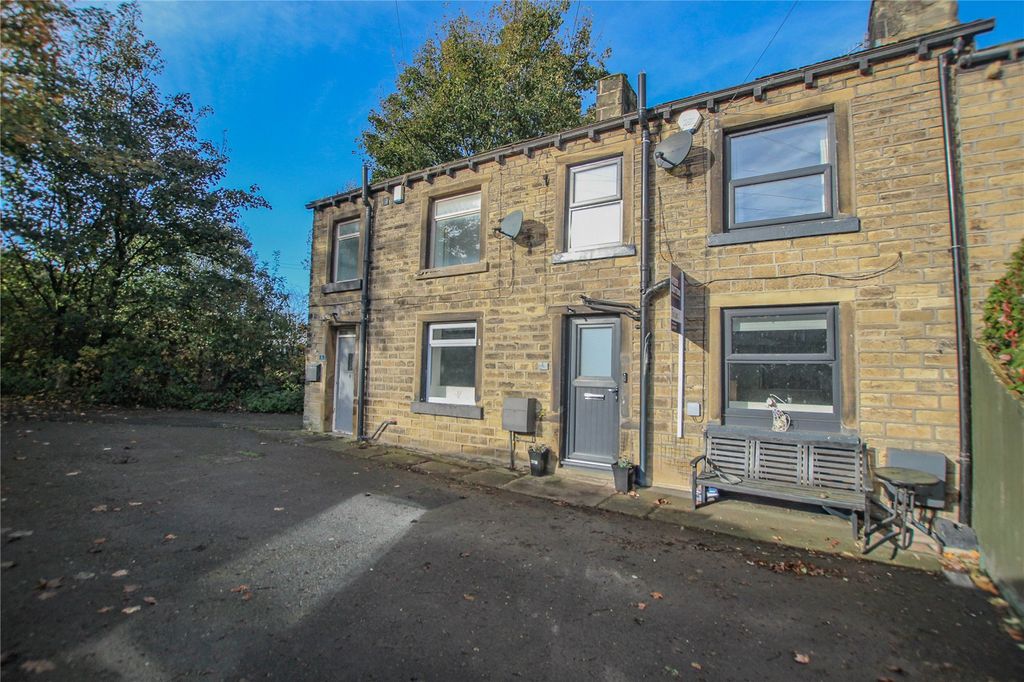 Property photo 1 of 19 External