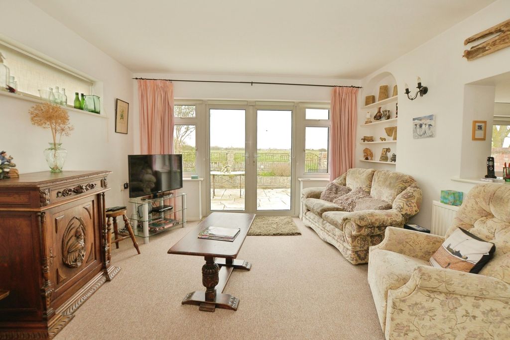 Property photo 2 of 20 Pbox-Img.Jpg