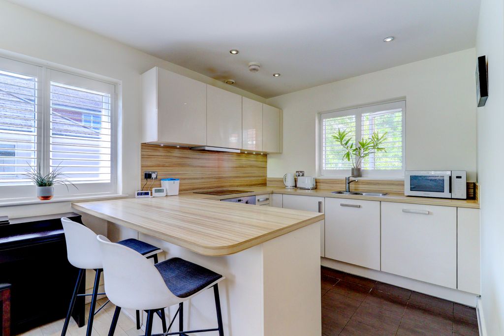 Property photo 3 of 9 Picture No. 06