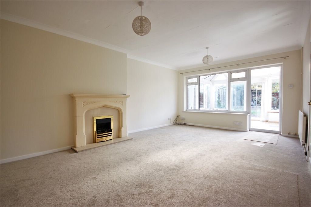 Property photo 2 of 15 Picture No. 02