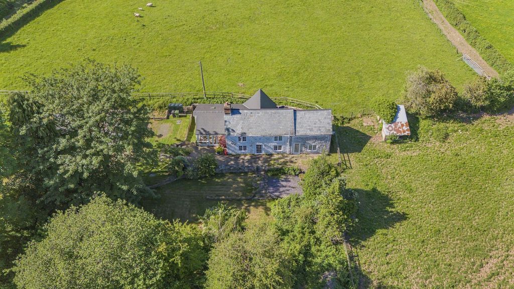 Property photo 1 of 27