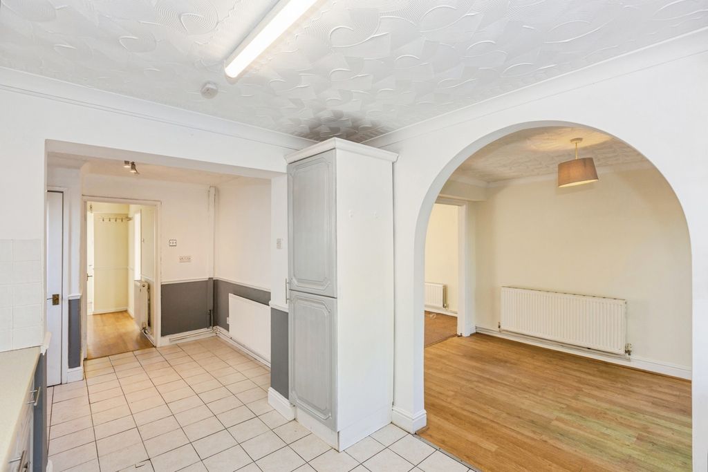 Additional image 7 of 3 bed semi-detached house for saleSpringfield Close, Gowerton, Swansea SA4
