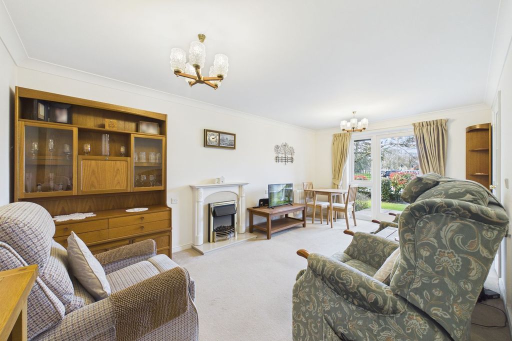 Property photo 3 of 13